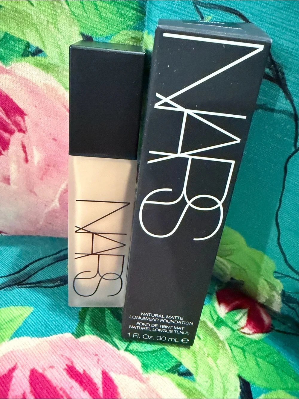NARS Natural Matte Longwear Foundation - Light 4 Deauville